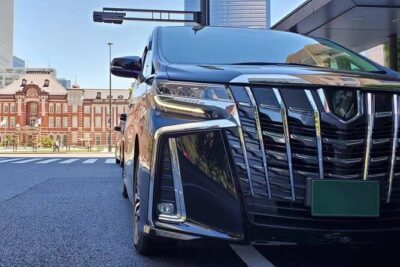 Airport Transfer from Osaka city to Kansai airport - Pickup in Osaka: Finding Your Driver Without the Thriller Plot