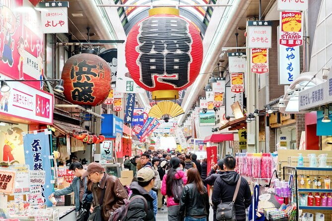 Amanohashidate & Ine Funaya Sightseeing Full Day Trip from Kyoto - Ineura Park: close-up details of the Funaya district