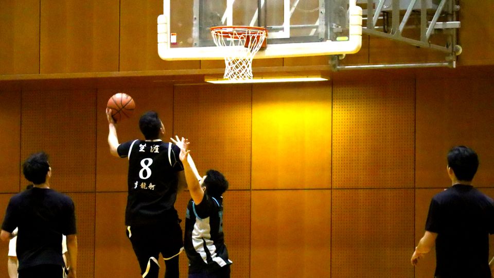 Basketball in Osaka with local players! - Who should book this pickup basketball meetup