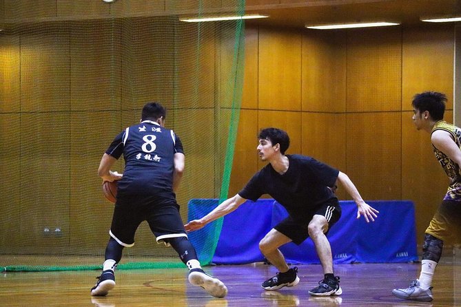 Basketball in Osaka with local players! - Meeting the correct Osaka gym (so you don’t waste game time)