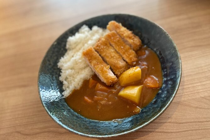Cooking Ramen&Gyoza/KatsuCurry/Bento/Okonomiyaki+Store Tour@Osaka - The shop walk vs. ingredient shopping: a subtle expectation check