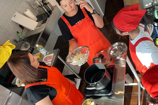 Cooking Ramen&Gyoza/KatsuCurry/Bento/Okonomiyaki+Store Tour@Osaka - Picking one Osaka classic: katsu curry, bento, okonomiyaki, or ramen & gyoza