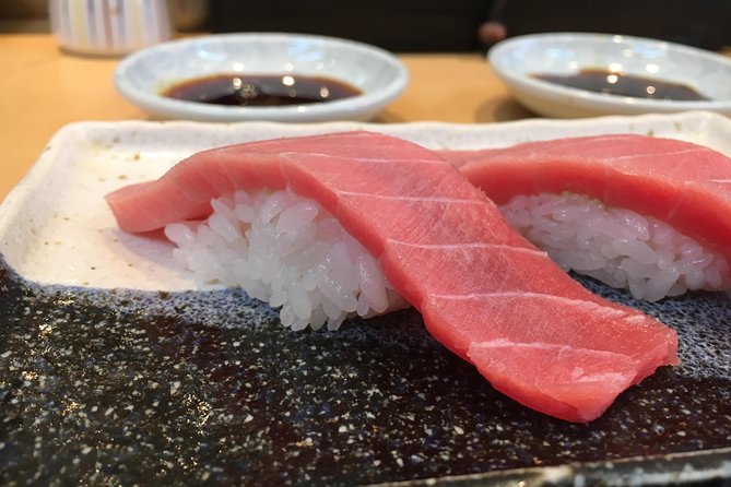Eat, Drink & Cycle: Osaka Foodie Bike Tour - Final Stop: Sushi Nigiri Set Plus Kushikatsu Skewers