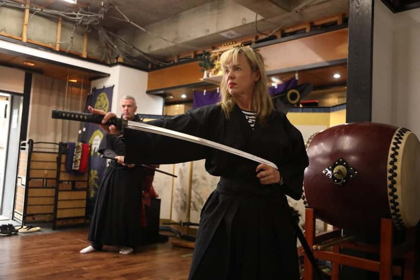 Experience Samurai and traditional Culture to the fullest - Samurai Honor in Osaka: starting in kimono, not in a classroom
