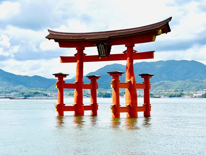 From Osaka: Hiroshima and Miyajima Day Trip by Bullet Train - A One-Day Jump From Osaka to Hiroshima and Miyajima