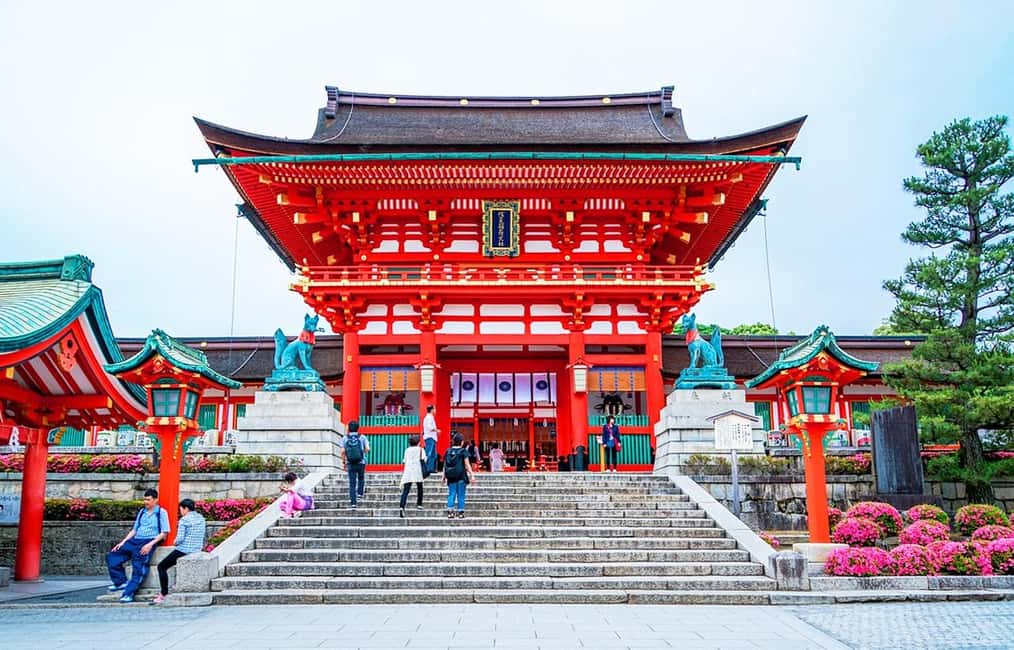 From Osaka: Kyoto, Nara, Fushimi Inari & Arashiyama Day Tour - Meeting at Nipponbashi: Timing, the Yellow Flag, and How You Don’t Miss It