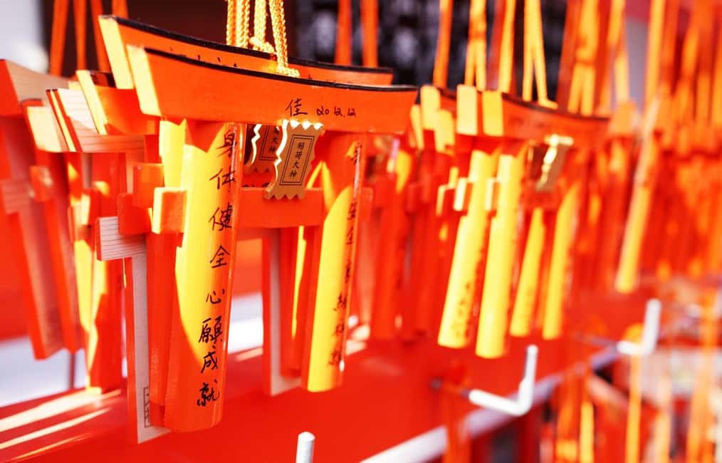 From Osaka: Kyoto, Nara, Fushimi Inari & Arashiyama Day Tour - Torokko Saga Station and the Sagano Romantic Train Option