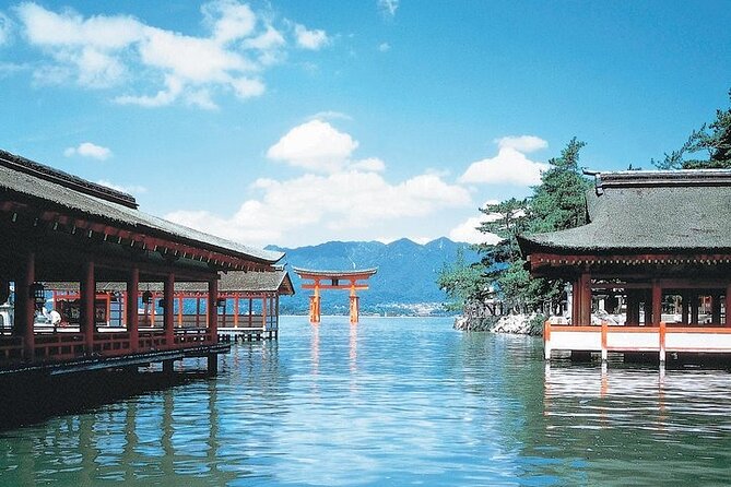 Hiroshima and Miyajima 1 Day Private Tour from Kyoto or Osaka - Hiroshima Peace Memorial Museum: the structured, human story