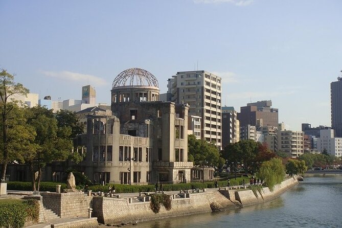 Hiroshima and Miyajima 1 Day Private Tour from Kyoto or Osaka - Miyajima and Itsukushima Shrine: the floating-torii moment