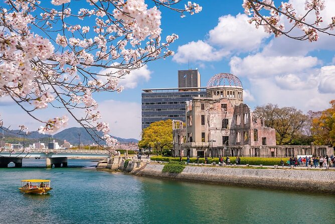 Hiroshima and Miyajima Private Day Tour from Kyoto/Osaka - Hiroshima Peace Memorial Museum: a focused look at the day