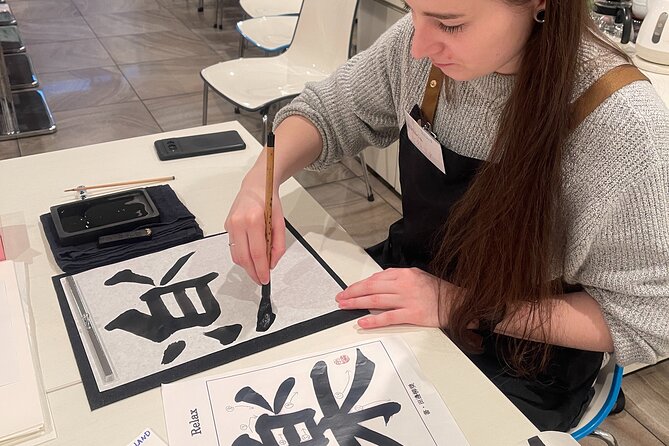 Japanese Calligraphy Experience in Osaka - Ryusho and the “how it works” lesson before you write