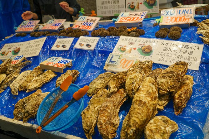 Kuromon Market Food Walking Tour in Osaka (6 stops, 6 tastes) - Value for $50.41: Six Tastings Plus Local Guidance