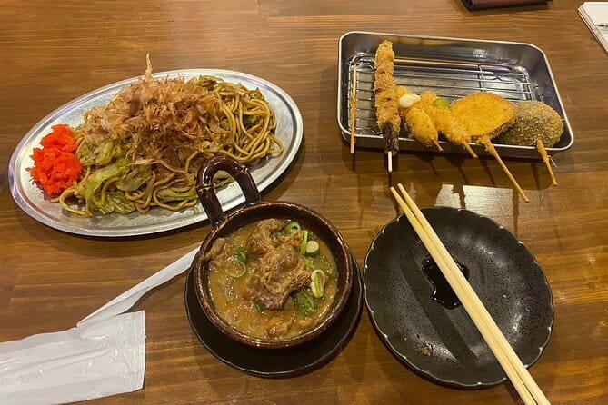 Night Soul Food Tour in Shinsekai with a local guide - What you actually eat: 15+ Osaka favorites and two drinks