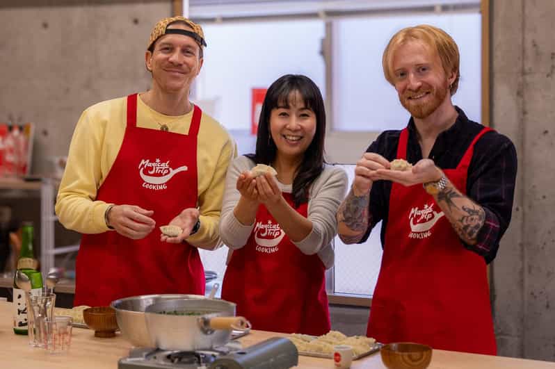 Osaka: Cooking Class & Sake Tasting with Local Market Visit - Cooking Class Setup: A Studio Kitchen for Small Groups