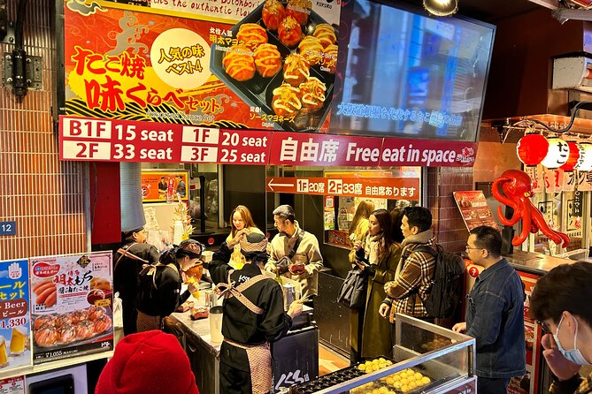 Osaka Delights: Traditional Japanese Food Tour - Kuromon Market at 5:30 pm: your easy start to Osaka food