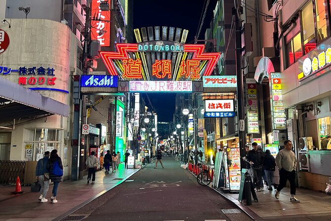 Osaka Delights: Traditional Japanese Food Tour - Takoyaki at Wanaka: crispy bites and sauce sense