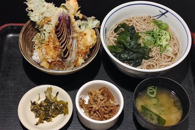 Osaka Dotonbori Daytime Food Tour - Sennichimae Doguyasuji Shotengai: the arcade side of eating