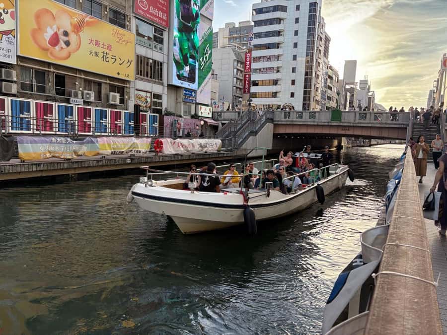 Osaka: Dotonbori's Bridges 20-Minute Cruise - The bridges and landmarks you’ll see (and what each view is good for)