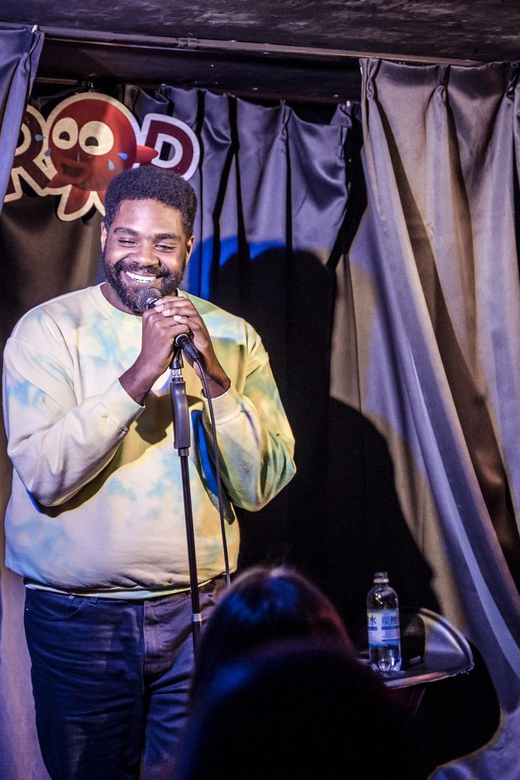 Osaka: English Stand Up Comedy Show at Osaka Comedy Club - The comedy itself: why English jokes land better in Japan