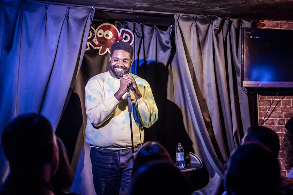 Osaka: English Stand Up Comedy Show at Osaka Comedy Club - Inside the club: what the pre-show bar time is really for