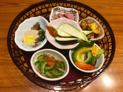 Osaka: Food Tour at Night with Tastings - The Small-Group Format and How Guides Keep You From Guessing