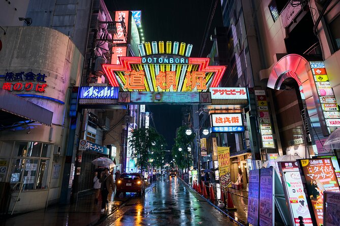 Osaka: Guided Food Tour with 12 Dishes at 4 Local Eateries - Sake Bars Without the Guesswork: What Makes the Drinks Part Work