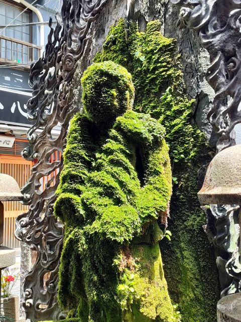 Osaka: Half-day Ultimate Highlights Guided Walking Tour - Shinsekai and Tsutenkaku: the retro Osaka “new world” feeling