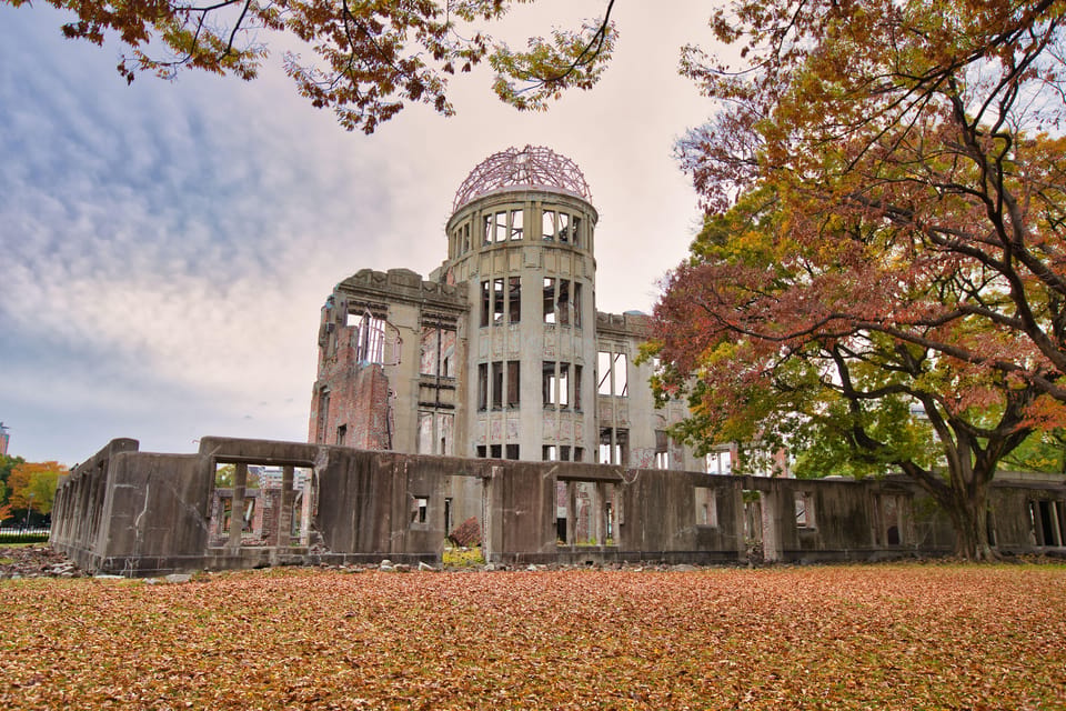 Osaka/Kyoto: Hiroshima Miyajima Bus Tour & Shinkansen Ticket - Why Hiroshima + Miyajima as a one-day plan actually works