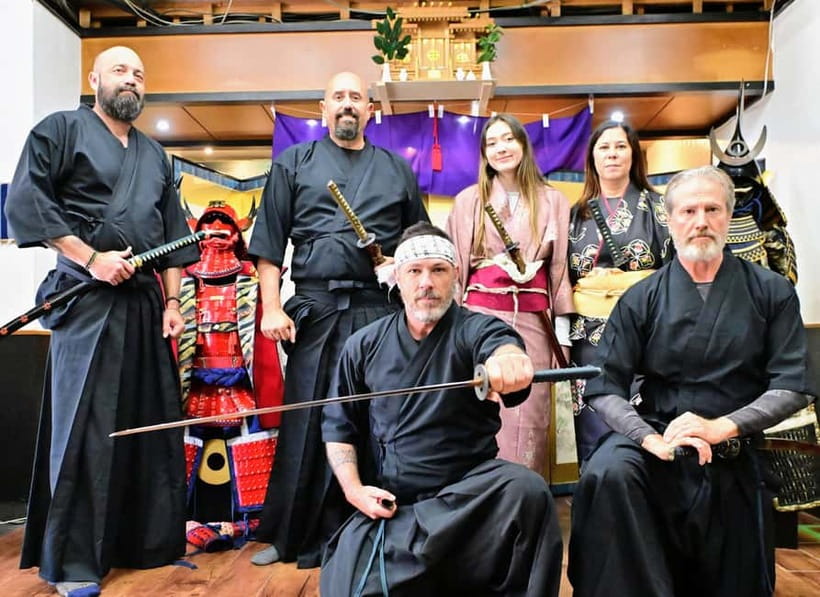 Osaka: Learn Bushido - Trial Slashing with Samurai Sword - Getting to Samurai Honor near Osaka Castle (and not getting lost)