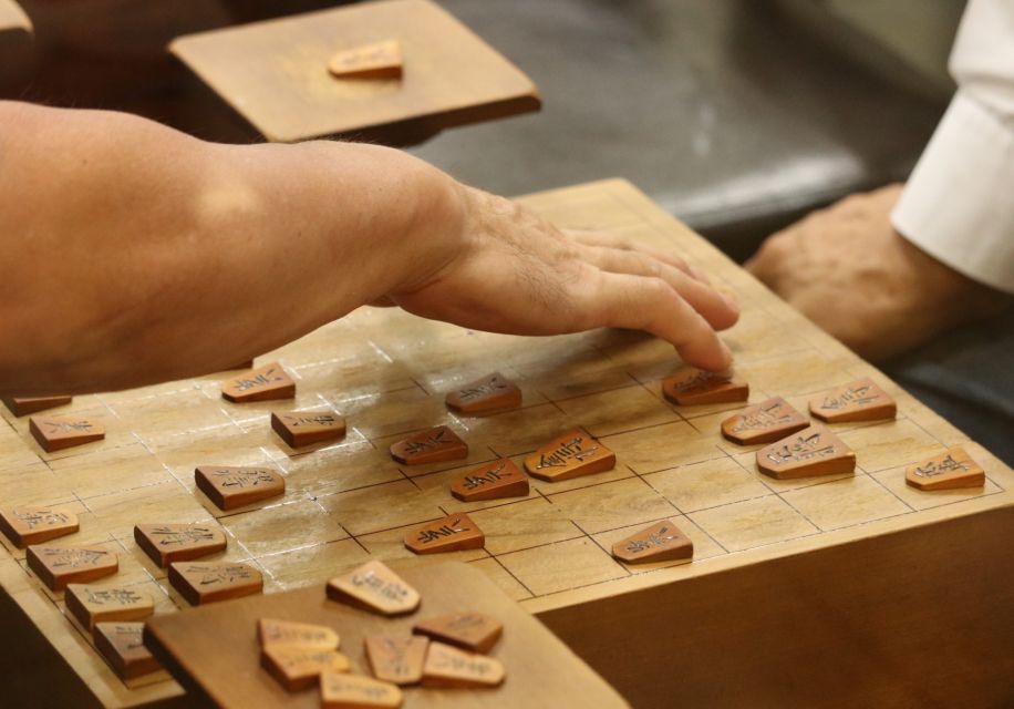 Osaka: Main Sights and Hidden Spots Guided Walking Tour - Doguyasuji: The Kitchen District for Cooking-Tool Details