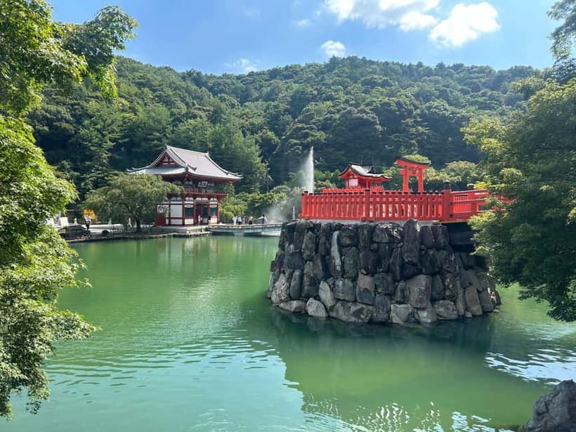 Osaka: Minoh Waterfall & Katsuo-ji Temple Half-Day Tour - Why Minoh Waterfall feels like an easy reset from Osaka