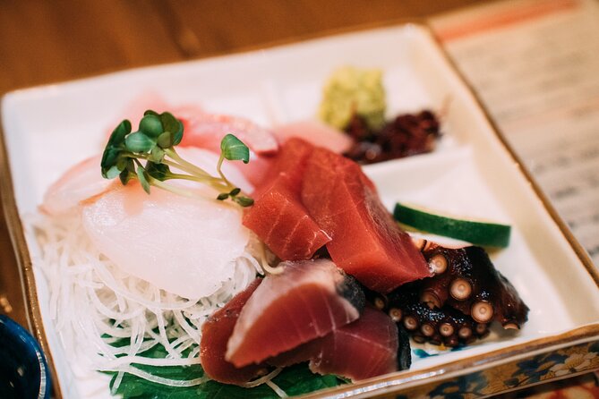 Osaka: Namba Local Food Walking Tour (Taste 15 Dishes) - Stop 3 in Nanbanaka: Your Final Hour of Osaka Food Momentum