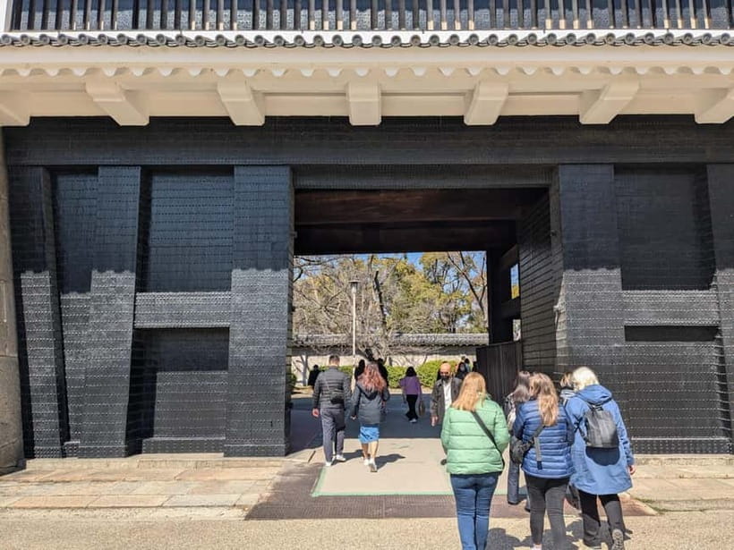 Osaka: Osaka Castle Guided Tour with Local Guide - “Hidden” Stops and Local Kansai Stories (Without the Fake Hype)