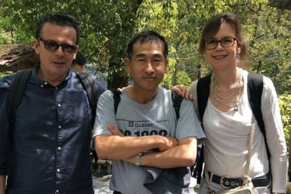 Osaka: Private Custom Walking Tour with a Local Guide - How the Walking + Public Transport Mix Works (And Why It Helps)