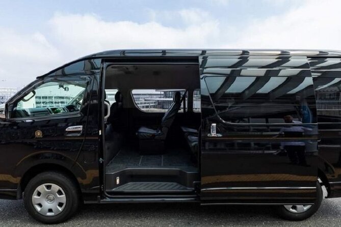 Osaka : Private One-way Transfers to/from Kansai Airport(KIX) - Osaka to Kansai Without the Airport Ping-Pong