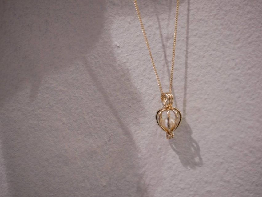Osaka Shinsaibashi Pearl extraction experience - Making jewelry the same day: value, costs, and material expectations