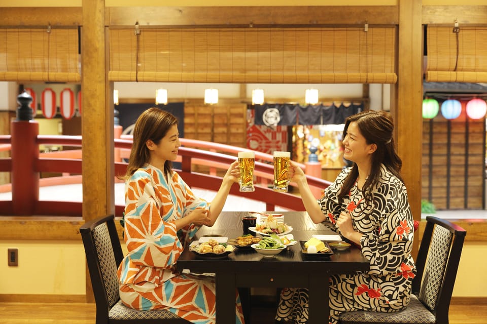 Osaka: Solaniwa Onsen Hot Spring Visit - Footbath time with seasonal trees and flower views