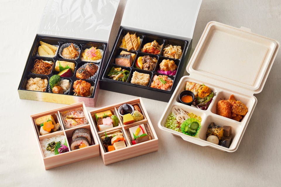 Osaka: Sumo Stage Show with Bento or Snack + Fight & Photo - The Bento or Snack + One Drink Part (Room Temp Reality Check)