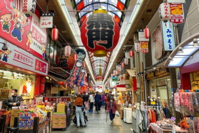 Osaka: Walking Tour to Local Gems, Food & Culture - Meeting at Apple 心斎橋: start easy, find the guide fast