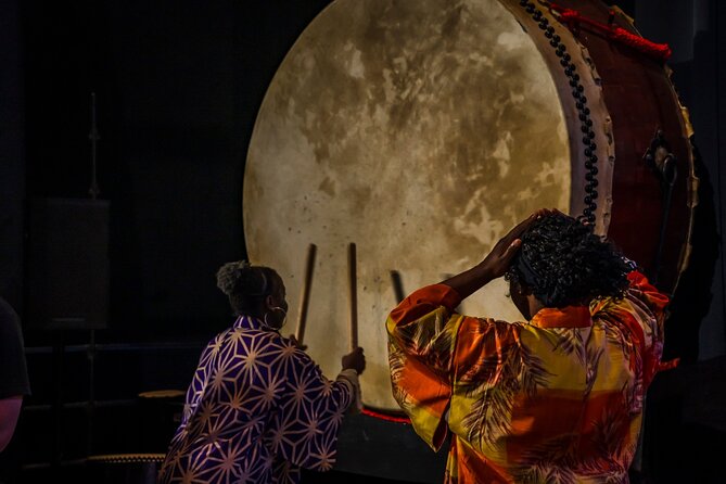 OSAKA:Feel the Power! Learn Taiko Drum from Professionals - Your Souvenir: The Gift Video and Commemorative Photo