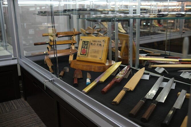 Sakai - Knife Factory and Craft Walking Tour - Stop 3: Sakai Traditional Crafts Museum and Knife Shop (more than just knives)