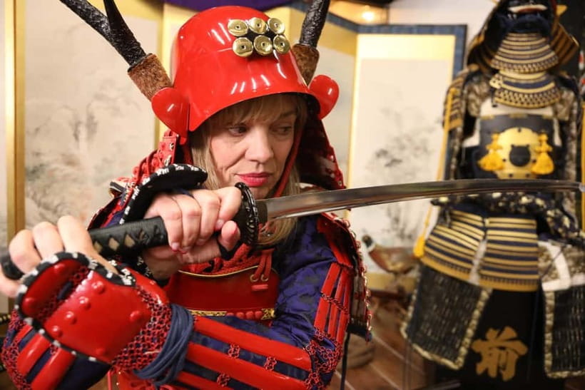 Samurai Armor & Sword experience with phot near Osaka Castle - Key points I think you’ll care about