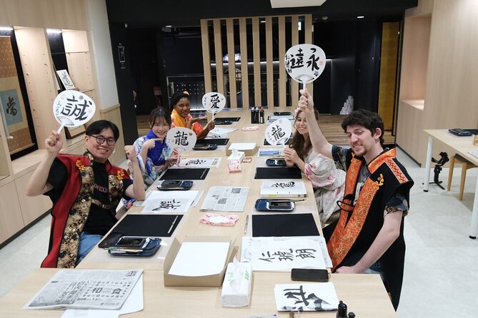 Samurai Show, Tea Ceremony, Japanese Traditional Activities - Calligraphy in Osaka: writing with help and taking something home