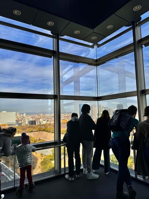(Ticket Included) Explore Osaka Castle & Museum of History - Castle Park stroll with photo-stop guidance you’ll actually use